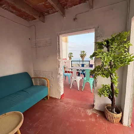 Casa Con Vistas Al Mar Y Jardin