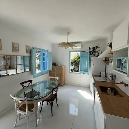 Casa Con Vistas Al Mar Y Jardin Holiday home Canet De Mar