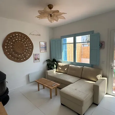 Casa Con Vistas Al Mar Y Jardin Holiday home